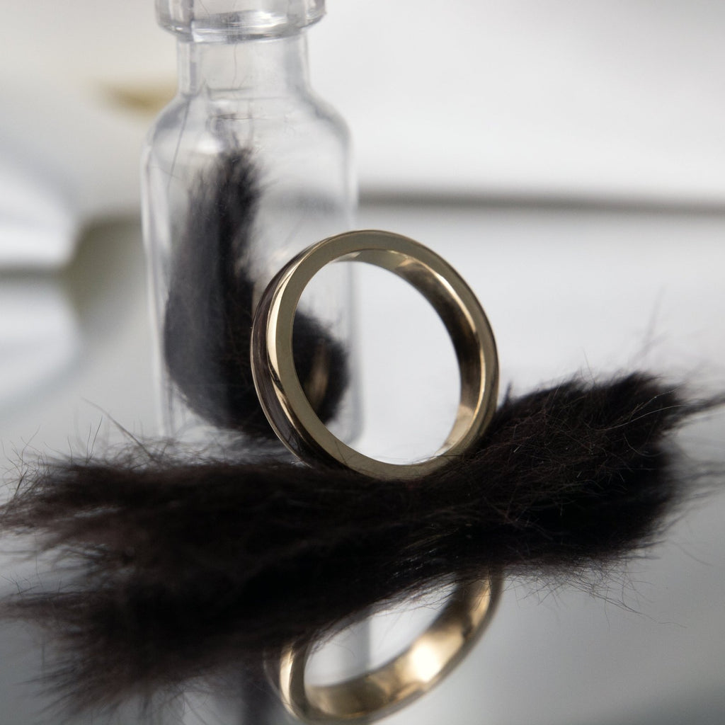 9ct Solid Gold Pet Hair/Fur Memorial Ring - Fur & Forever