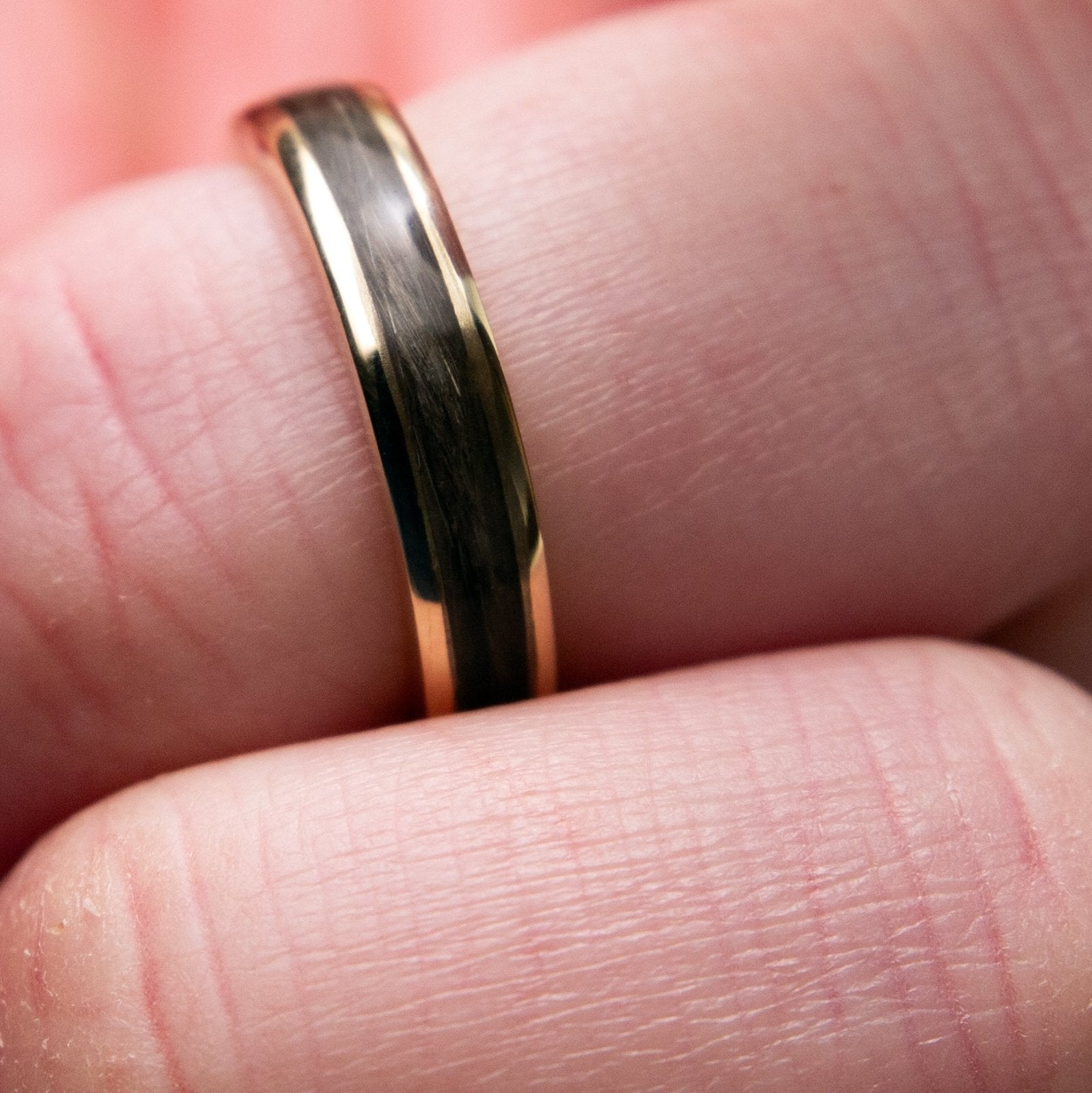 Pet Hair Keepsake Ring, 9ct Gold handmade jewellery detail