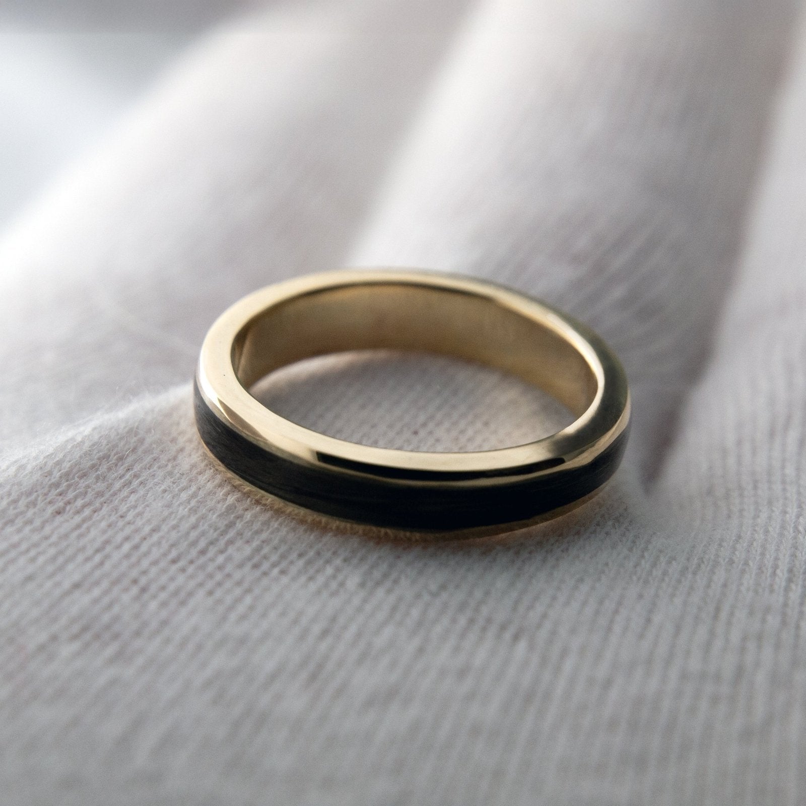Pet Hair Keepsake Ring, 9ct Gold product photo 6