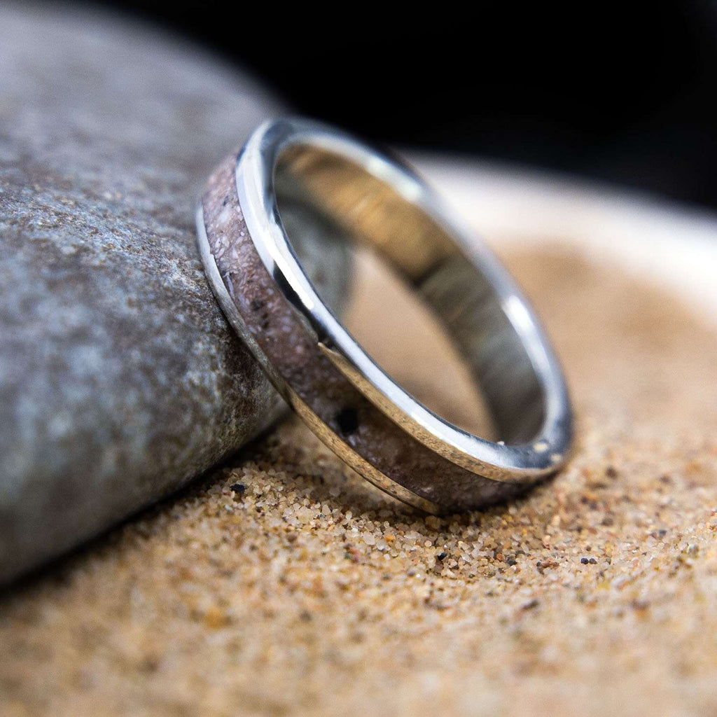 Cremation Ashes Memorial Keepsake Ring - Fur & Forever