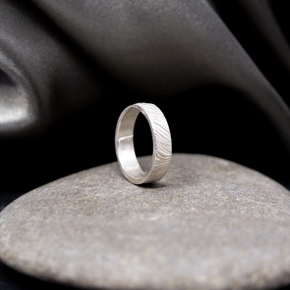 Grass Meadow Textured Ring - Fur & Forever