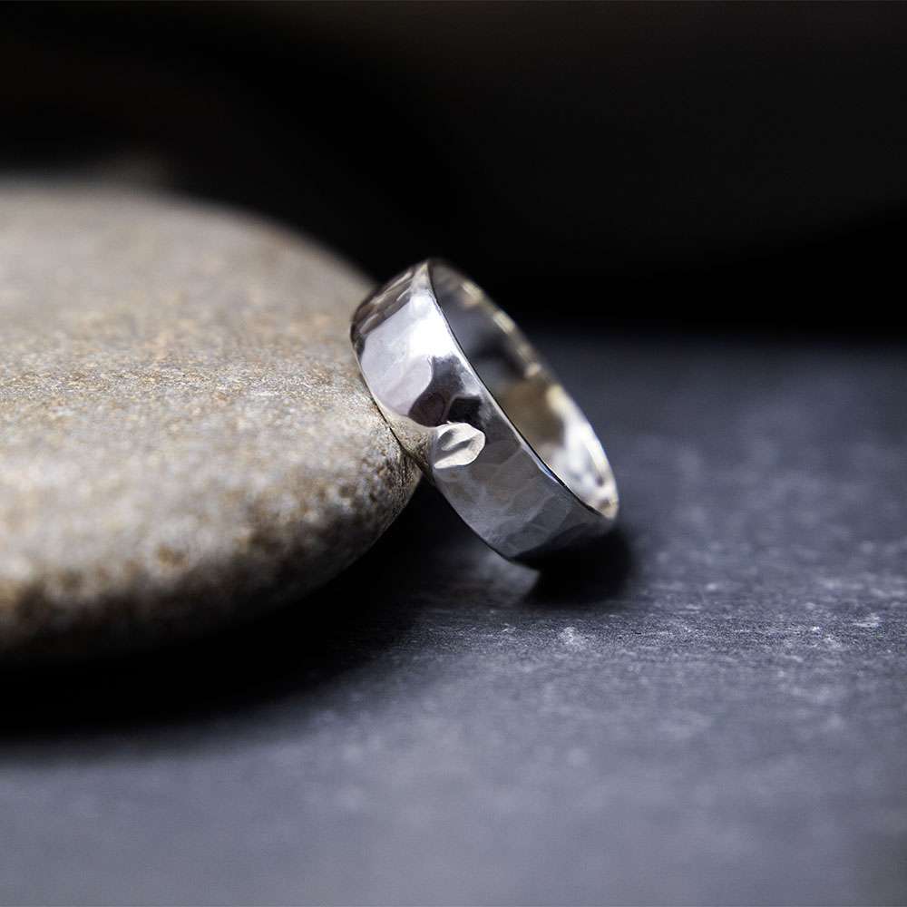 Hammered band - Fur & Forever