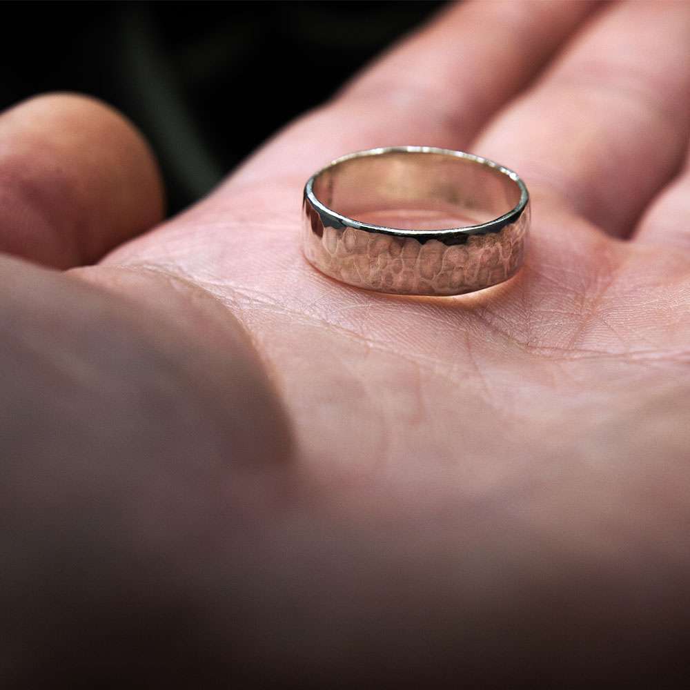 Hammered band - Fur & Forever