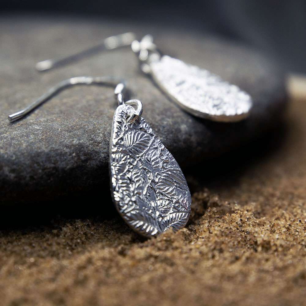 Summer Leaves Textured Teardrop Earrings - Fur & Forever