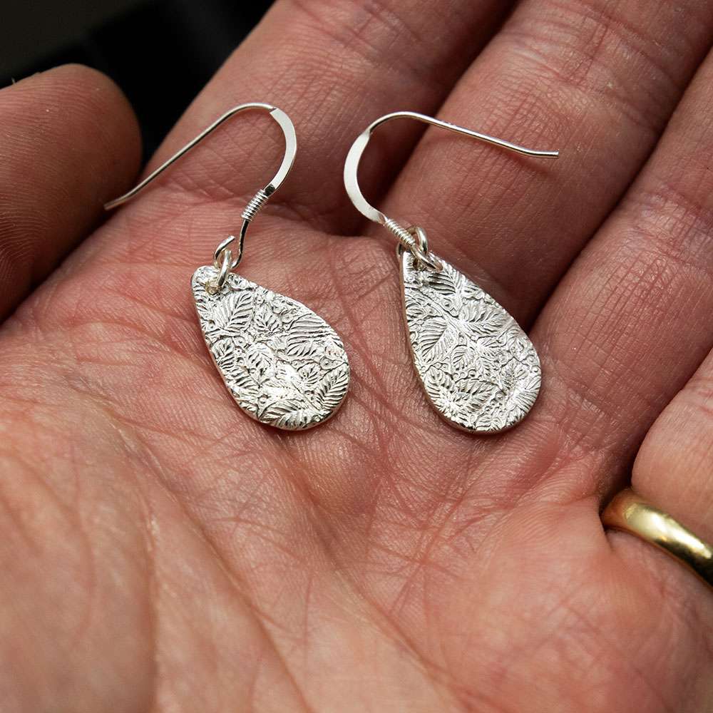 Summer Leaves Textured Teardrop Earrings - Fur & Forever
